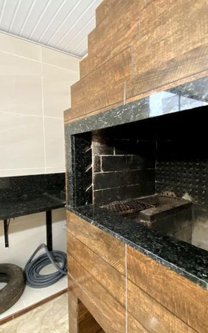 Casa à venda com 120m², 4 quartos e 4 vagasSalão de Festas