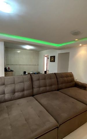 Casa à venda com 120m², 4 quartos e 4 vagasDetalhe Sala