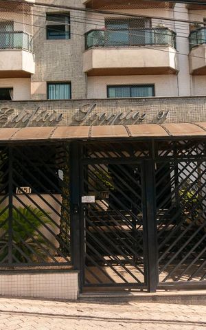 Apartamento à venda com 130m², 3 quartos e 2 vagas Apartamento à venda com 130m², 3 quartos e 2 vagasFachada
