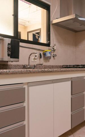 Apartamento à venda com 130m², 3 quartos e 2 vagas Apartamento à venda com 130m², 3 quartos e 2 vagasCozinha