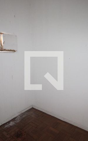 Apartamento para alugar com 100m², 2 quartos e sem vagaQuarto de Serviço