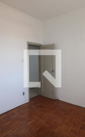 Apartamento para alugar com 100m², 2 quartos e sem vagaQuarto