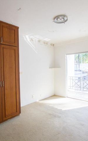 Casa de condomínio para alugar com 490m², 3 quartos e 4 vagasSuíte 1