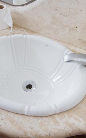Casa de condomínio para alugar com 490m², 3 quartos e 4 vagasDetalhe Lavabo