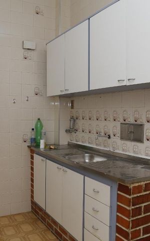 Apartamento para alugar com 63m², 2 quartos e sem vagacozinha