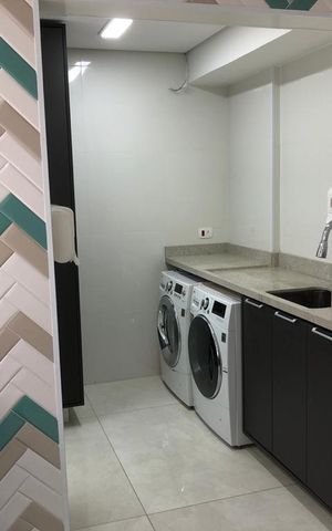 Apartamento à venda com 180m², 3 quartos e 2 vagas Apartamento à venda com 180m², 3 quartos e 2 vagasLavanderia