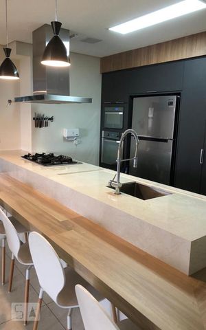 Apartamento à venda com 180m², 3 quartos e 2 vagas Apartamento à venda com 180m², 3 quartos e 2 vagasCozinha