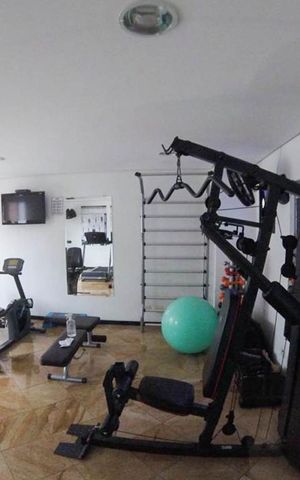 Apartamento à venda com 122m², 2 quartos e 3 vagas Apartamento à venda com 122m², 2 quartos e 3 vagasÁrea comum - Academia