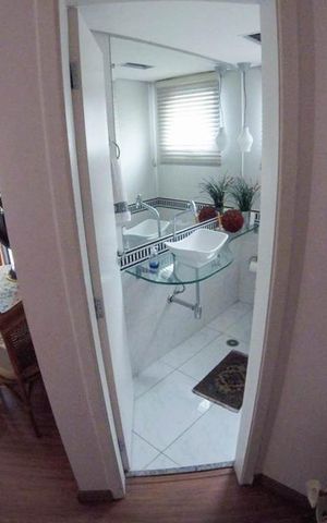 Apartamento à venda com 122m², 2 quartos e 3 vagas Apartamento à venda com 122m², 2 quartos e 3 vagasSala