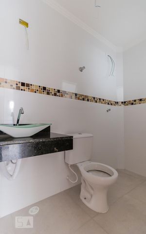 Apartamento à venda com 37m², 2 quartos e sem vaga Apartamento à venda com 37m², 2 quartos e sem vagaBanheiro