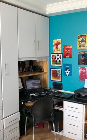 Apartamento à venda com 100m², 3 quartos e 2 vagasQuarto