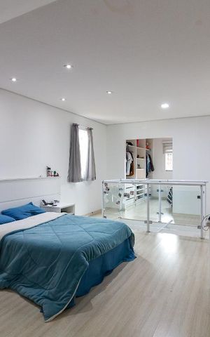 Casa à venda com 385m², 4 quartos e 2 vagasQuarto 3 suíte