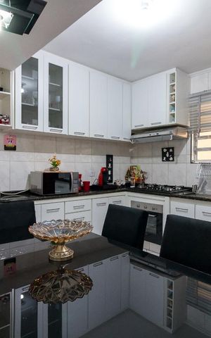 Casa à venda com 385m², 4 quartos e 2 vagasCozinha
