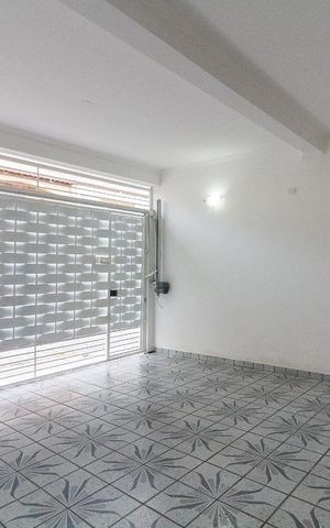 Casa à venda com 385m², 4 quartos e 2 vagasGaragem