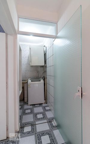 Casa à venda com 385m², 4 quartos e 2 vagasÁrea de serviço