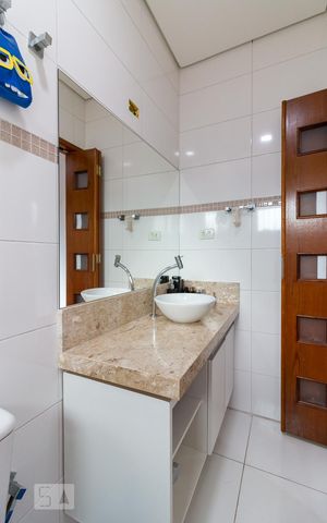 Casa à venda com 385m², 4 quartos e 2 vagasBanheiro quarto 3 suíte