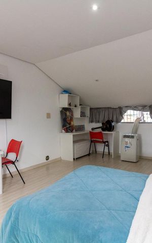 Casa à venda com 385m², 4 quartos e 2 vagasQuarto 3 suíte