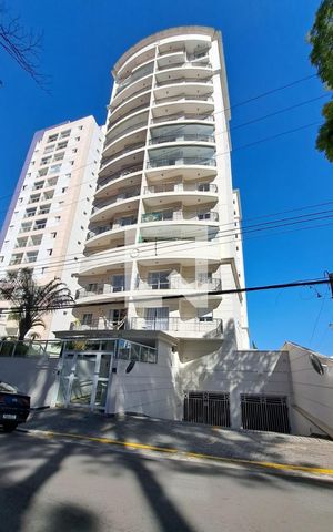 Apartamento para alugar com 104m², 3 quartos e 2 vagas Apartamento para alugar com 104m², 3 quartos e 2 vagasFachada e portaria