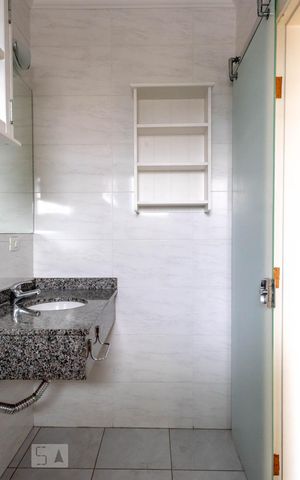 Casa à venda com 120m², 3 quartos e 4 vagas Casa à venda com 120m², 3 quartos e 4 vagasBanheiro 1 - Suíte
