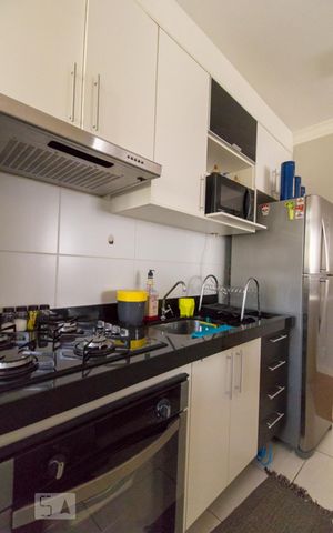 Apartamento à venda com 45m², 2 quartos e 1 vaga Apartamento à venda com 45m², 2 quartos e 1 vagaCozinha