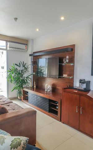 Apartamento à venda com 83m², 2 quartos e 1 vaga Apartamento à venda com 83m², 2 quartos e 1 vagaSala