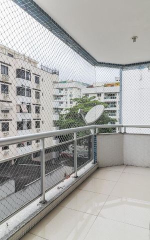 Apartamento à venda com 83m², 2 quartos e 1 vaga Apartamento à venda com 83m², 2 quartos e 1 vagaVaranda da Sala