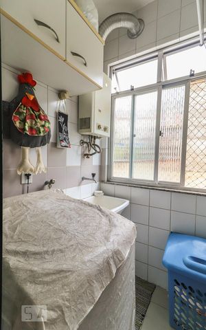 Apartamento à venda com 83m², 2 quartos e 1 vaga Apartamento à venda com 83m², 2 quartos e 1 vagaÁrea de Serviço