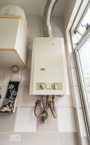 Apartamento à venda com 83m², 2 quartos e 1 vaga Apartamento à venda com 83m², 2 quartos e 1 vagaAquecedor