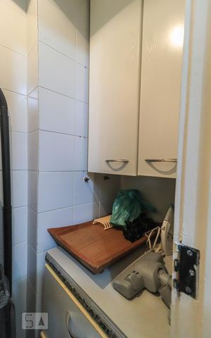 Apartamento à venda com 83m², 2 quartos e 1 vaga Apartamento à venda com 83m², 2 quartos e 1 vagaDispensa