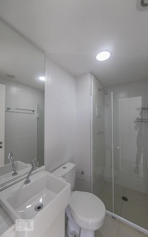 Apartamento para alugar com 46m², 2 quartos e 1 vaga Apartamento para alugar com 46m², 2 quartos e 1 vagaBanheiro Social