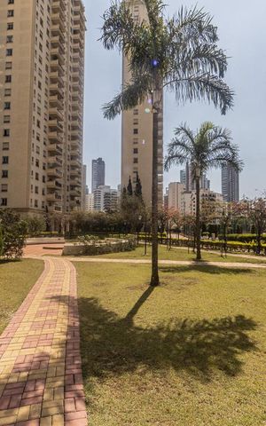 Apartamento à venda com 188m², 3 quartos e 4 vagas Apartamento à venda com 188m², 3 quartos e 4 vagasÁrea comum