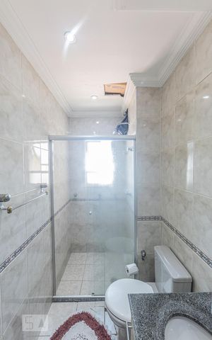 Apartamento à venda com 188m², 3 quartos e 4 vagas Apartamento à venda com 188m², 3 quartos e 4 vagasBanheiro Social