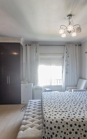 Apartamento à venda com 188m², 3 quartos e 4 vagas Apartamento à venda com 188m², 3 quartos e 4 vagasQuarto 2 (Suite)