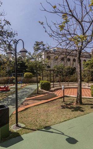 Apartamento à venda com 188m², 3 quartos e 4 vagas Apartamento à venda com 188m², 3 quartos e 4 vagasÁrea Comum - Playground
