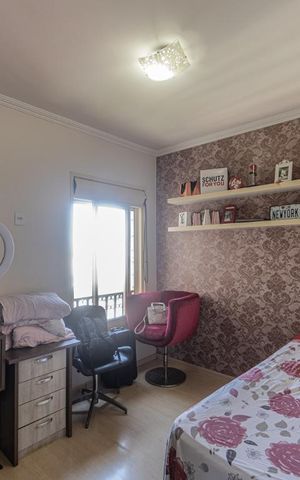 Apartamento à venda com 188m², 3 quartos e 4 vagas Apartamento à venda com 188m², 3 quartos e 4 vagasQuarto 1