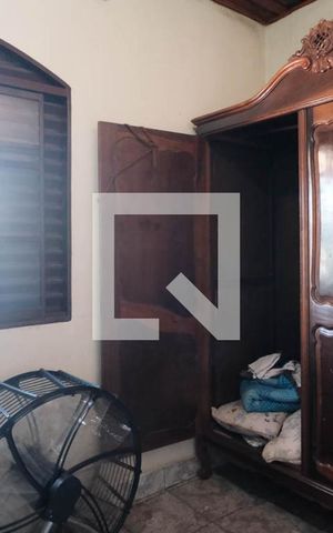 Casa à venda com 180m², 3 quartos e 6 vagasQuarto 1