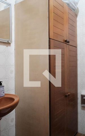 Casa à venda com 180m², 3 quartos e 6 vagasBanheiro Social