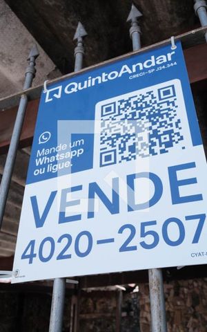 Casa à venda com 180m², 3 quartos e 6 vagasplaca