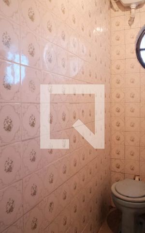 Casa à venda com 180m², 3 quartos e 6 vagasBanheiro Social 2