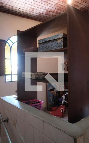 Casa à venda com 180m², 3 quartos e 6 vagasAcesso aos quartos
