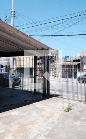 Casa à venda com 180m², 3 quartos e 6 vagasÁrea comum