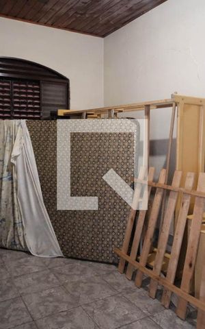 Casa à venda com 180m², 3 quartos e 6 vagasQuarto 2