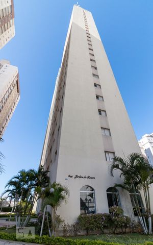 Apartamento para alugar com 90m², 3 quartos e 2 vagasFachada do condomínio