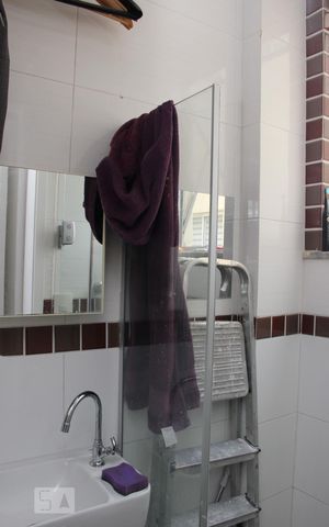 Apartamento à venda com 78m², 2 quartos e 1 vagabanheiro de serviço