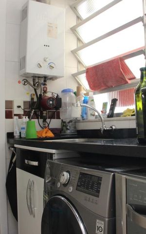 Apartamento à venda com 78m², 2 quartos e 1 vagaarea de serviço
