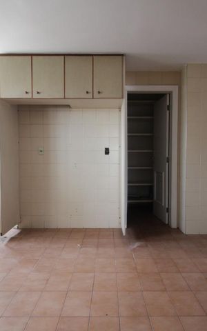 Apartamento para alugar com 380m², 3 quartos e 2 vagasCozinha