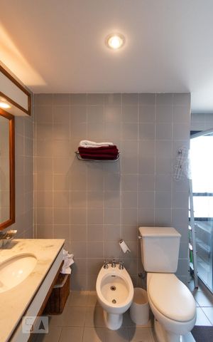 Apartamento à venda com 65m², 1 quarto e 1 vagaBanheiro