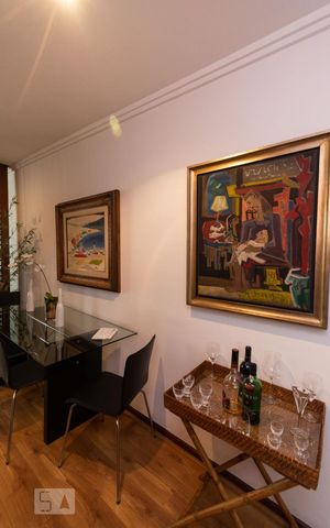 Apartamento à venda com 65m², 1 quarto e 1 vagaSala