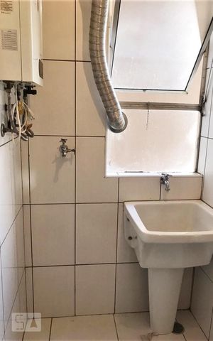 Apartamento à venda com 61m², 3 quartos e 1 vaga Apartamento à venda com 61m², 3 quartos e 1 vagaLavanderia