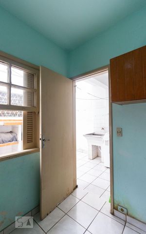 Casa à venda com 125m², 3 quartos e 2 vagasQuarto de Serviço